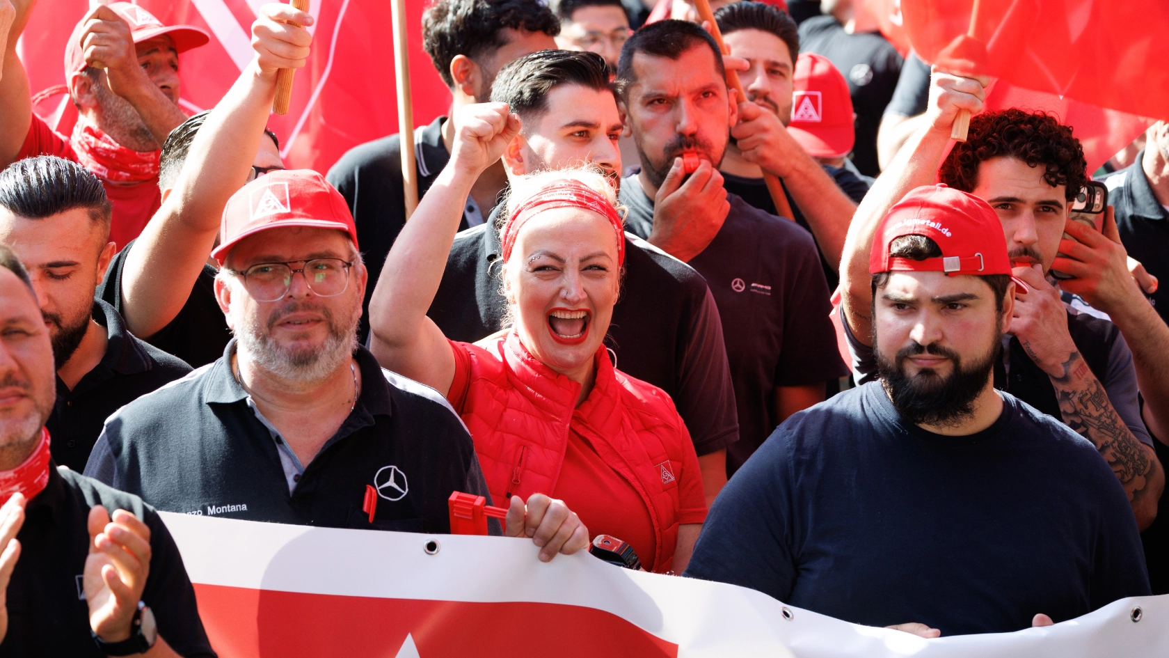 Kundgebung am Mercedes-Benz Standort Sindelfingen