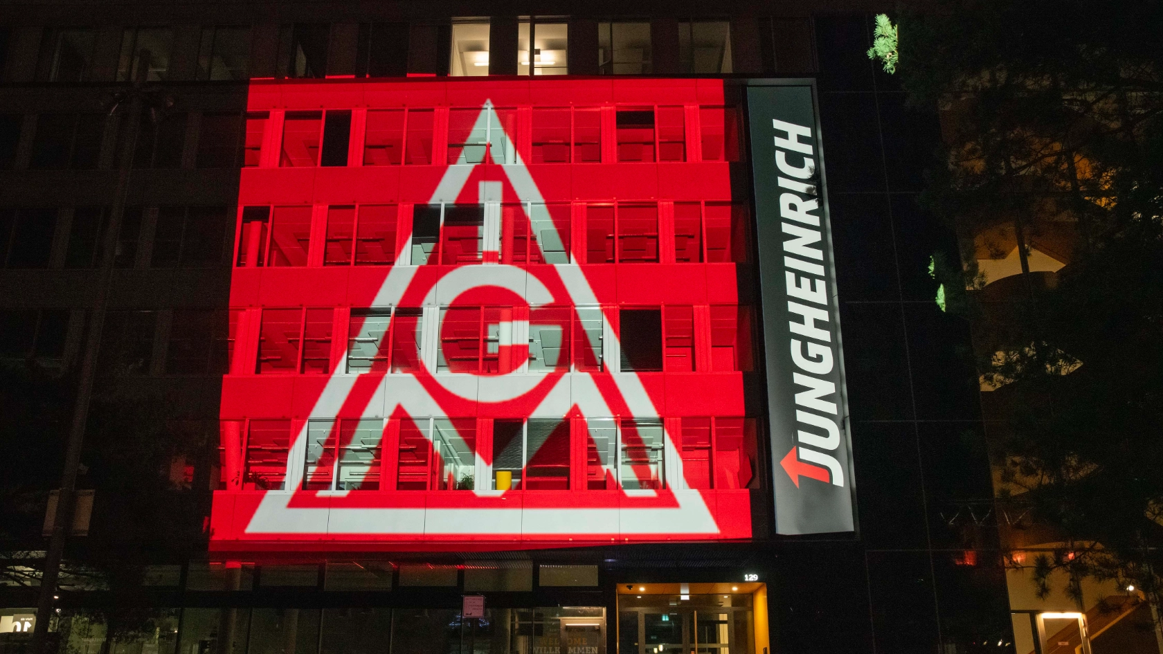 Jungheinrich verliert Kontrolle über Prozesse – statt mit Gewerkschaft zu verhandeln