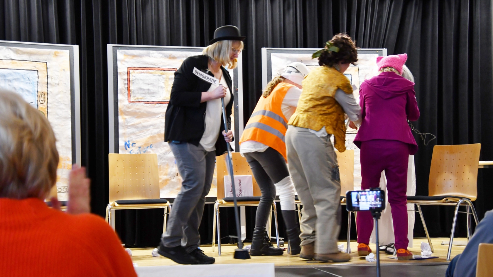 Theaterfrühstück zum Internationalen Frauentag