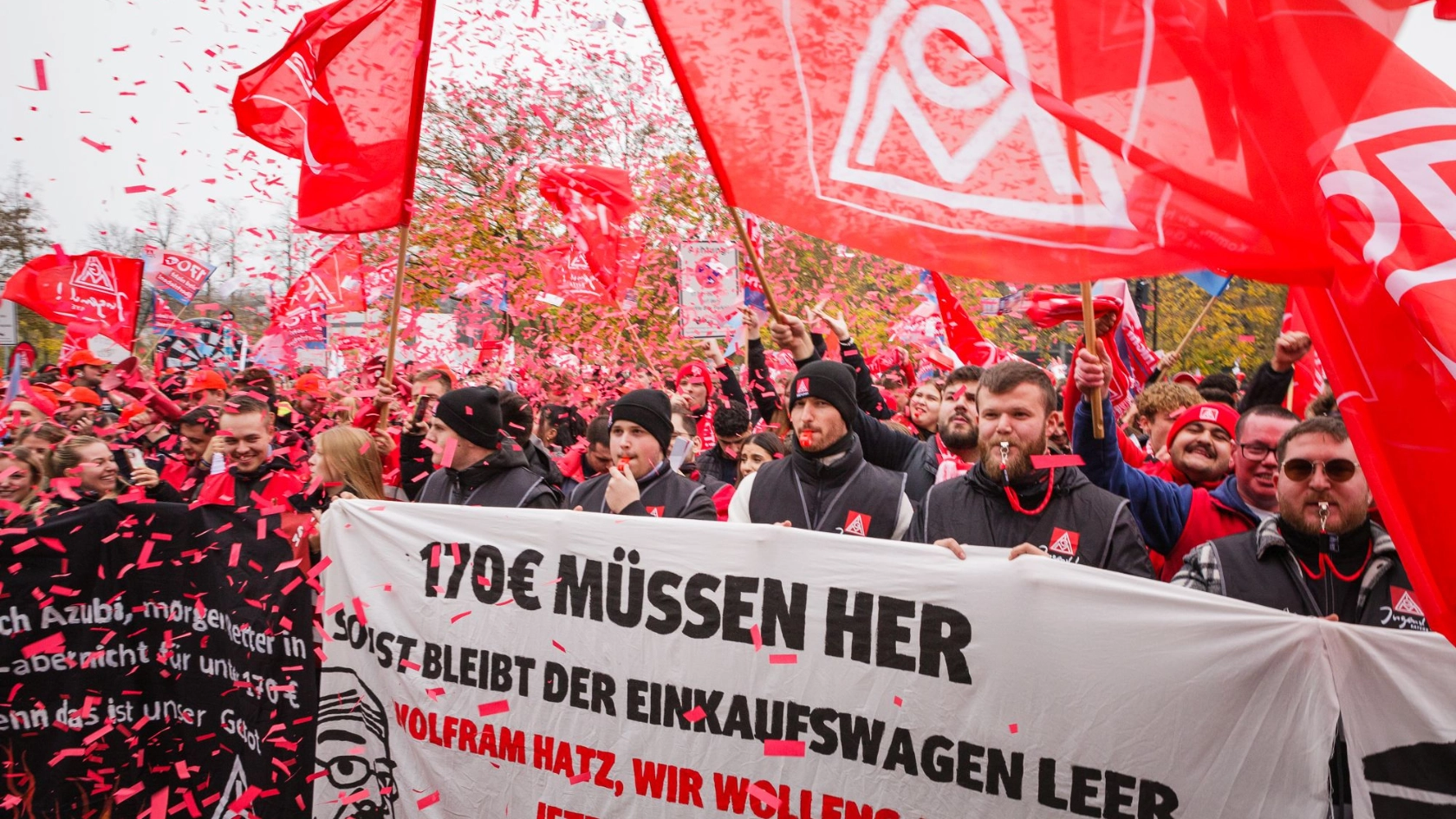 Am Azubi-Warnstreik bei Audi in Ingolstadt waren 5000 Auszubildende aus ganz Bayern dabei
