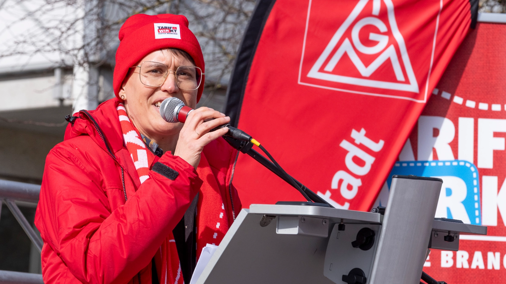 2 Tarifverhandlung Textil & Bekleidung in Ingolstadt