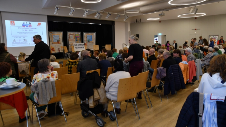 Theaterfrühstück zum Internationalen Frauentag