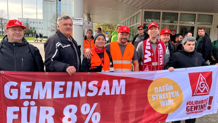 Warnstreik Metall&Elektro Tarifrunde 2022 Schneider Electric Regensburg